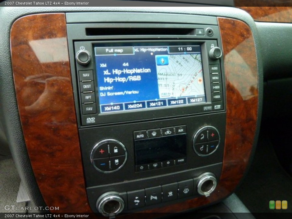 Ebony Interior Navigation for the 2007 Chevrolet Tahoe LTZ 4x4 #54420525