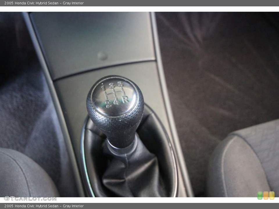 Gray Interior Transmission for the 2005 Honda Civic Hybrid Sedan #54422727
