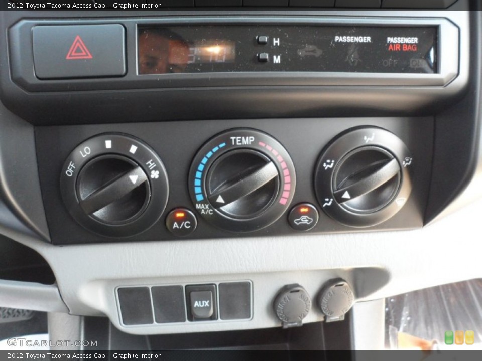 Graphite Interior Controls for the 2012 Toyota Tacoma Access Cab #54423012