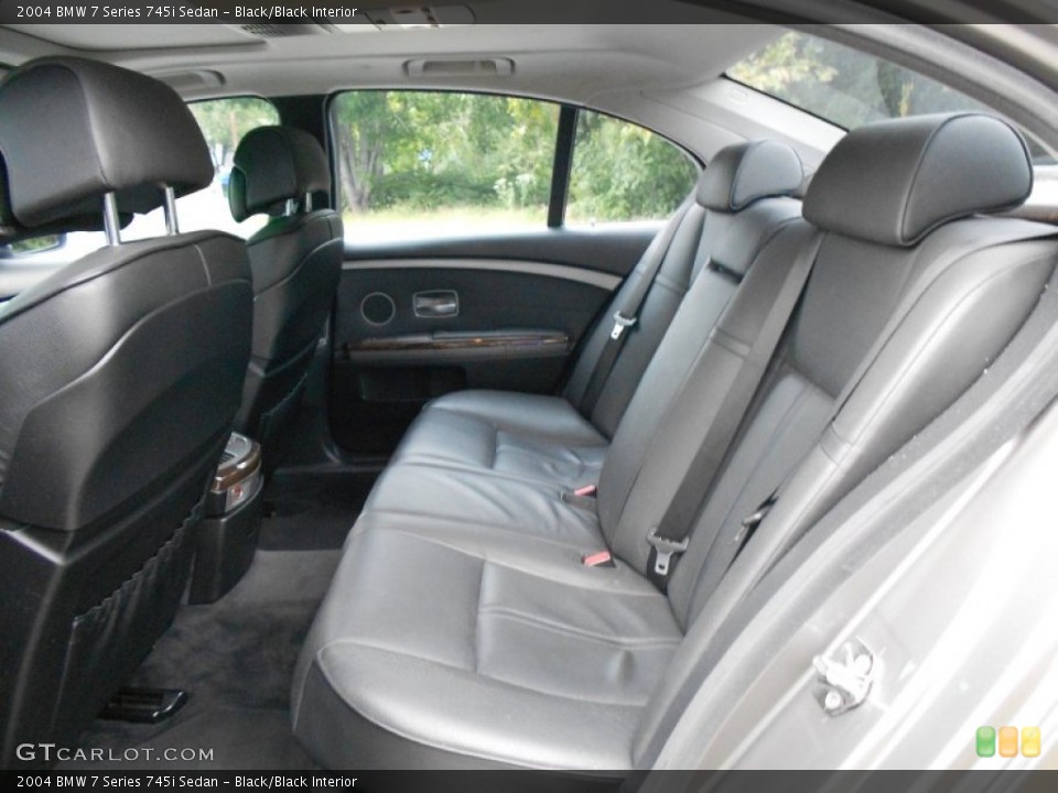 Black/Black Interior Photo for the 2004 BMW 7 Series 745i Sedan #54423156