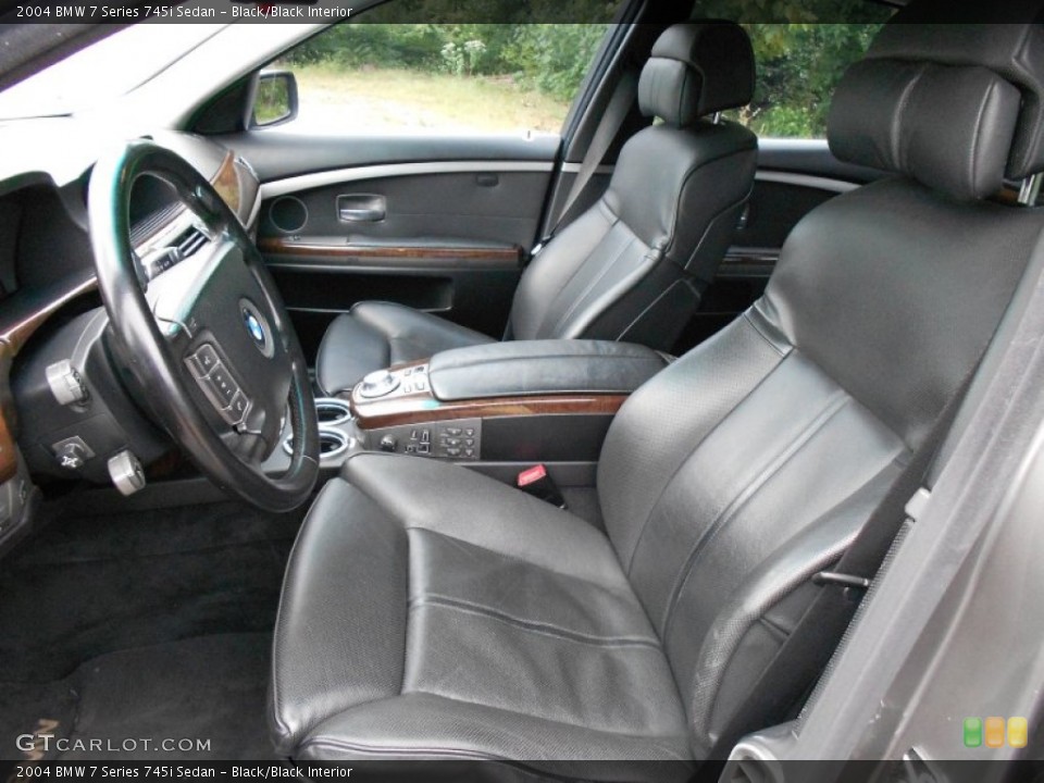 Black/Black Interior Photo for the 2004 BMW 7 Series 745i Sedan #54423192