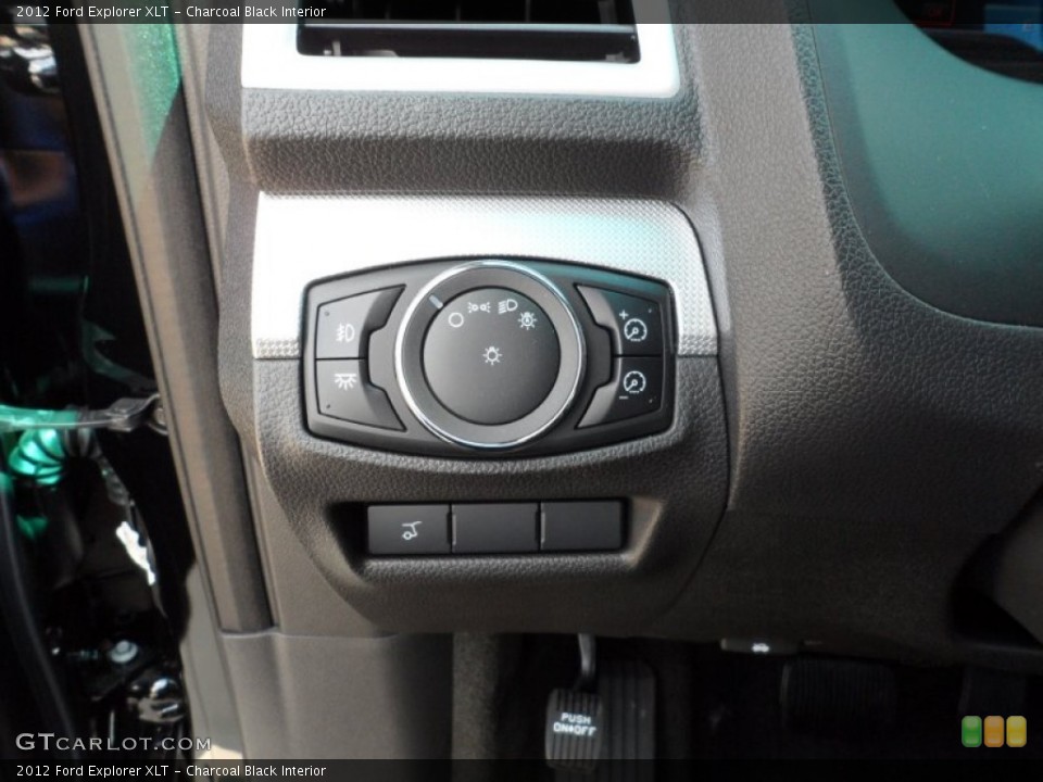 Charcoal Black Interior Controls for the 2012 Ford Explorer XLT #54424735