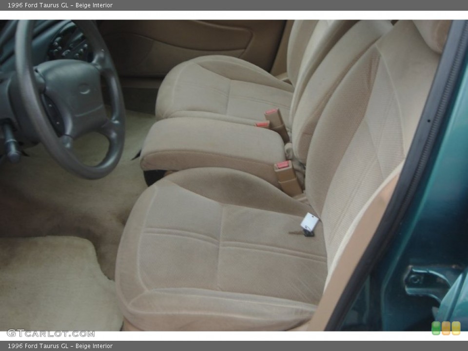 Beige Interior Photo for the 1996 Ford Taurus GL #54425057