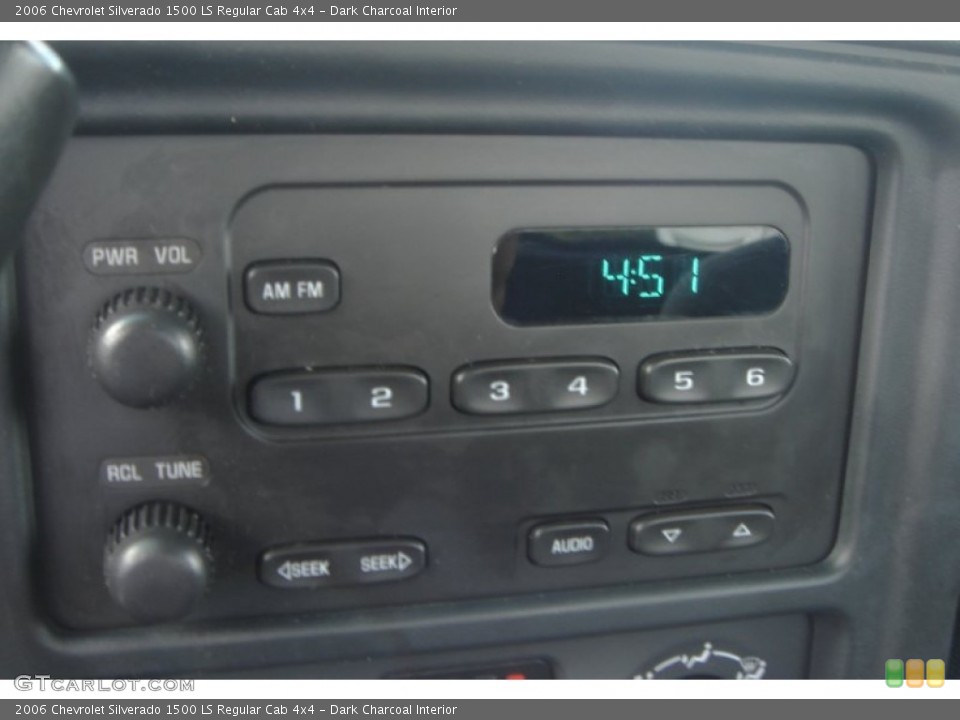 Dark Charcoal Interior Audio System for the 2006 Chevrolet Silverado 1500 LS Regular Cab 4x4 #54425490