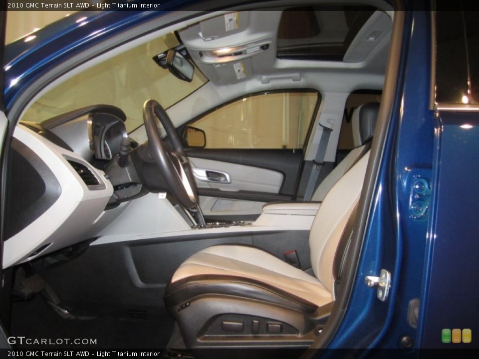 Light Titanium Interior Photo for the 2010 GMC Terrain SLT AWD #54434928
