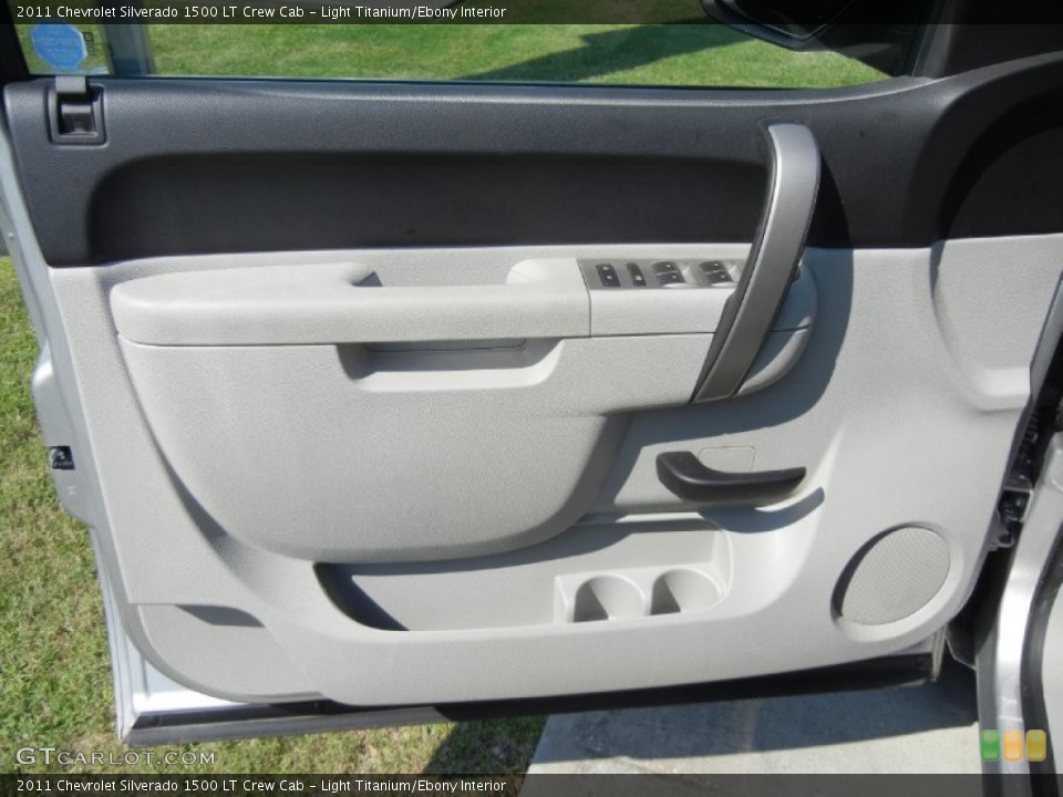 Light Titanium/Ebony Interior Door Panel for the 2011 Chevrolet Silverado 1500 LT Crew Cab #54436746