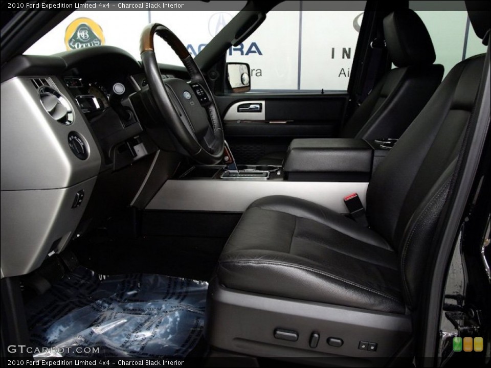 Charcoal Black Interior Photo for the 2010 Ford Expedition Limited 4x4 #54437244