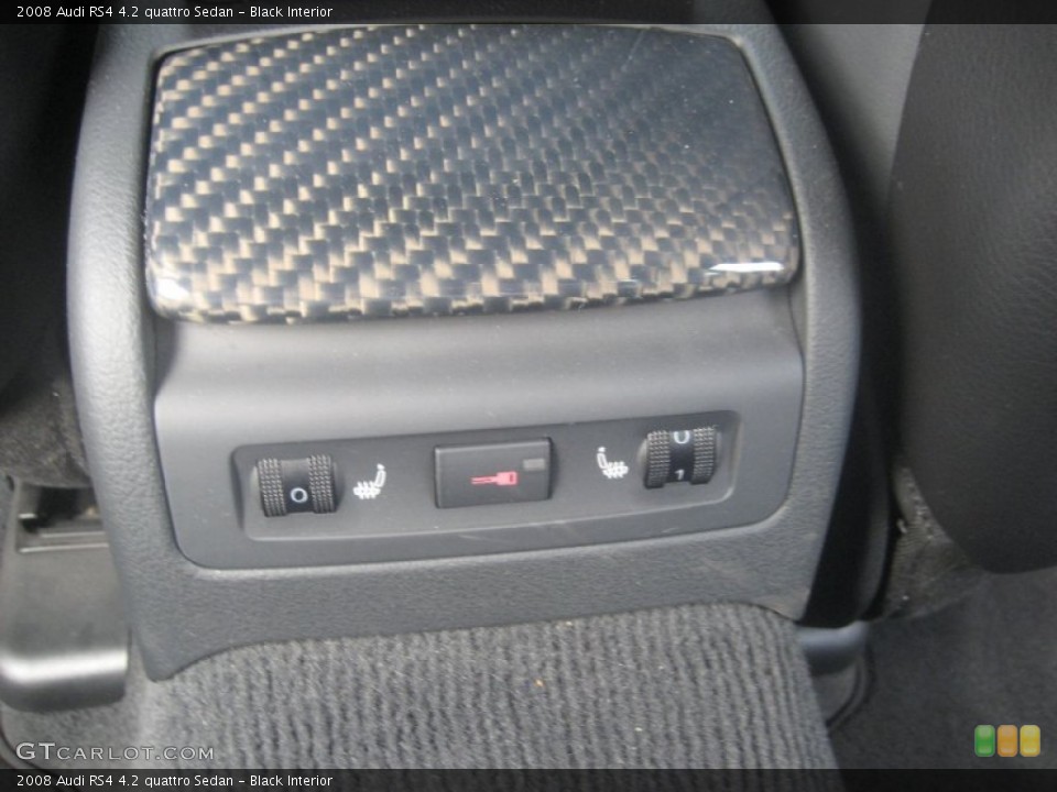 Black Interior Controls for the 2008 Audi RS4 4.2 quattro Sedan #54438909