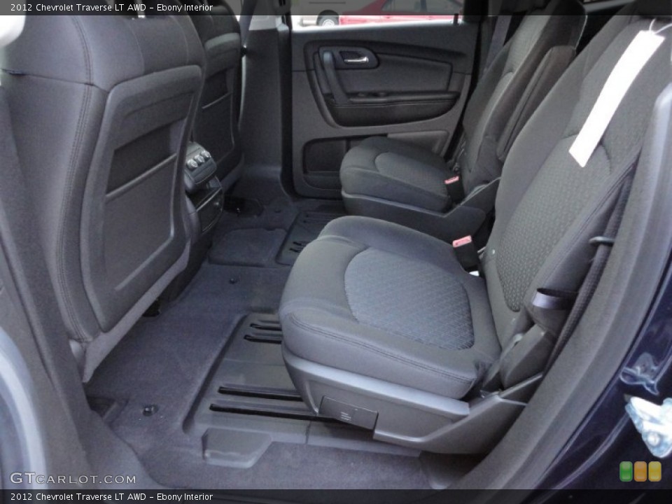 Ebony Interior Photo for the 2012 Chevrolet Traverse LT AWD #54444224