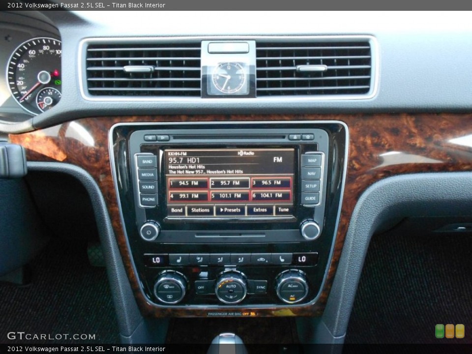 Titan Black Interior Controls for the 2012 Volkswagen Passat 2.5L SEL #54446715