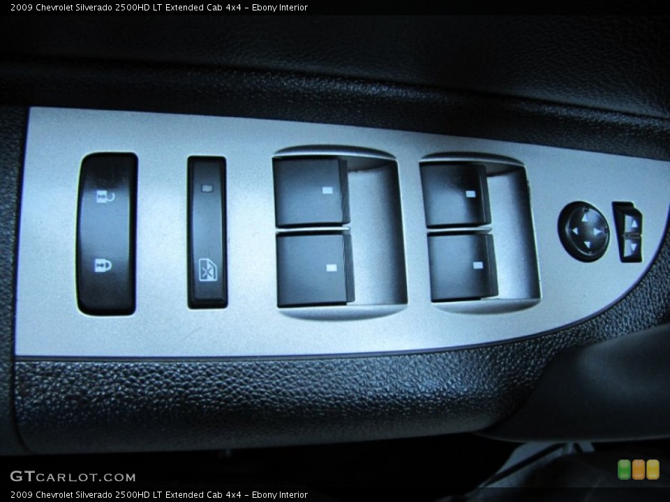 Ebony Interior Controls for the 2009 Chevrolet Silverado 2500HD LT Extended Cab 4x4 #54448746