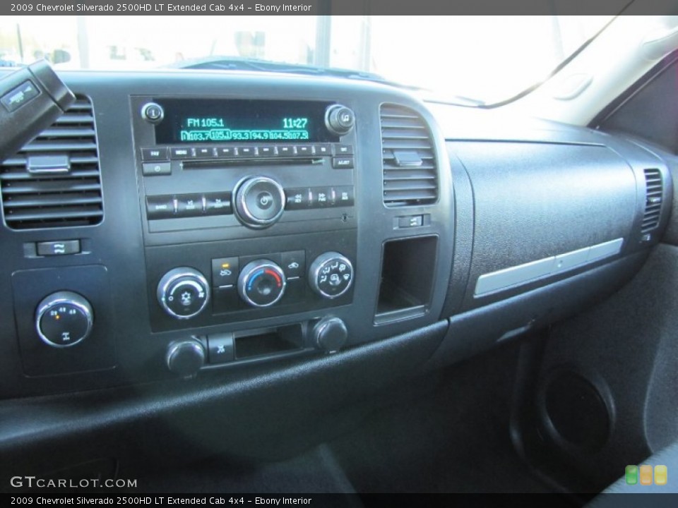 Ebony Interior Controls for the 2009 Chevrolet Silverado 2500HD LT Extended Cab 4x4 #54448792