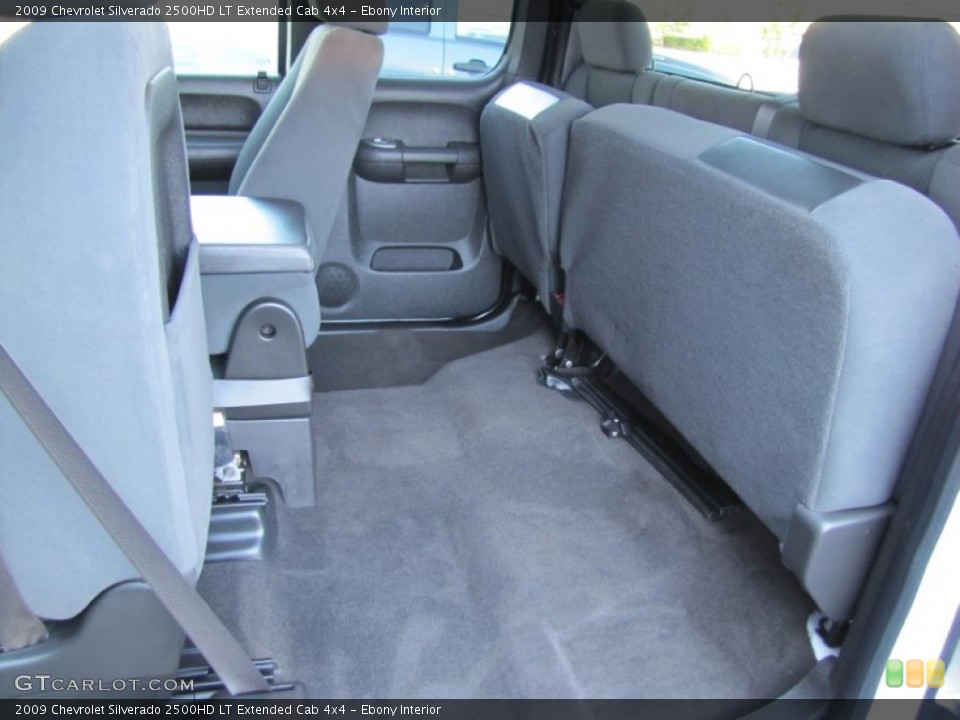 Ebony Interior Photo for the 2009 Chevrolet Silverado 2500HD LT Extended Cab 4x4 #54448890