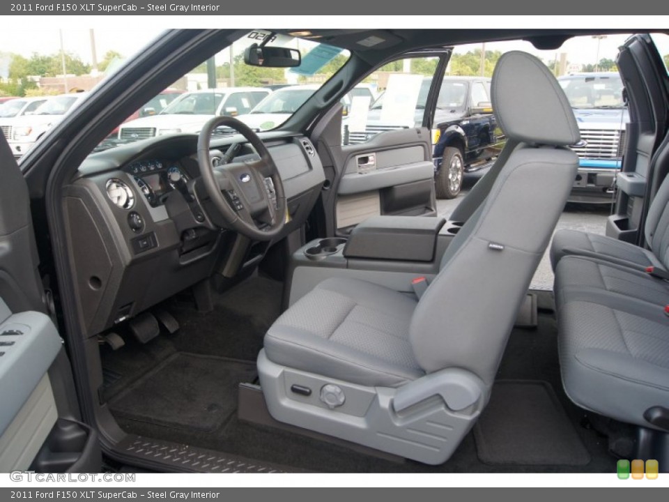 Steel Gray Interior Photo for the 2011 Ford F150 XLT SuperCab #54449052
