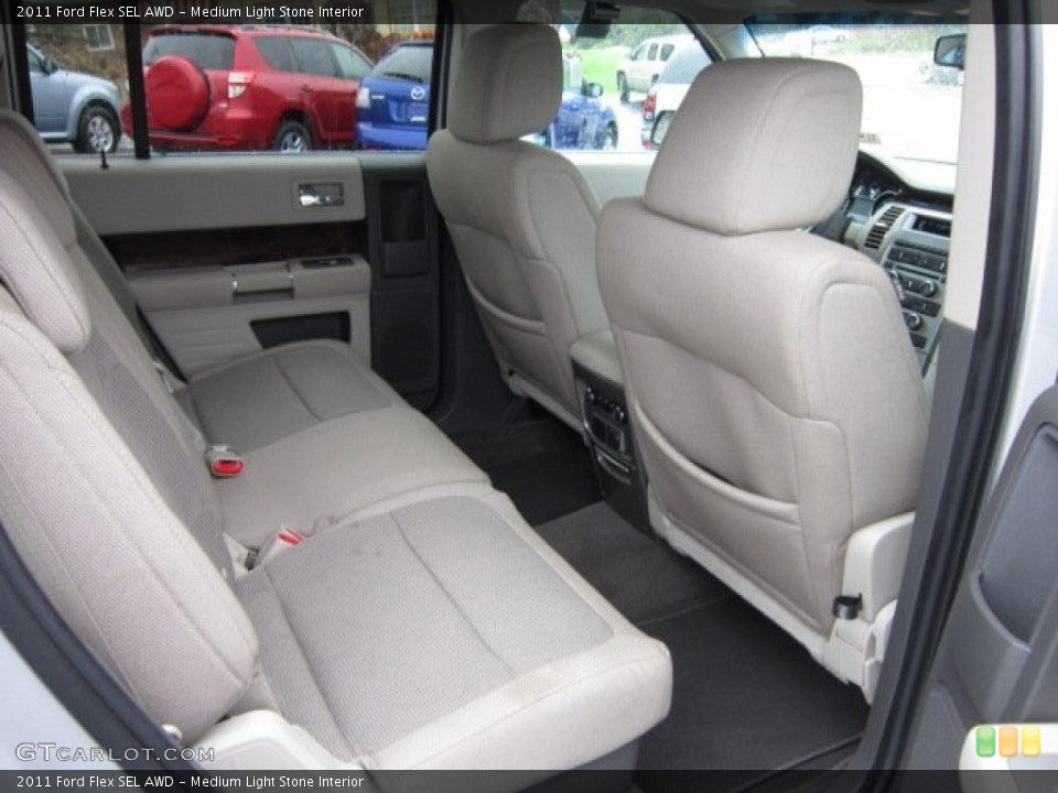 Medium Light Stone Interior Photo for the 2011 Ford Flex SEL AWD #54450201