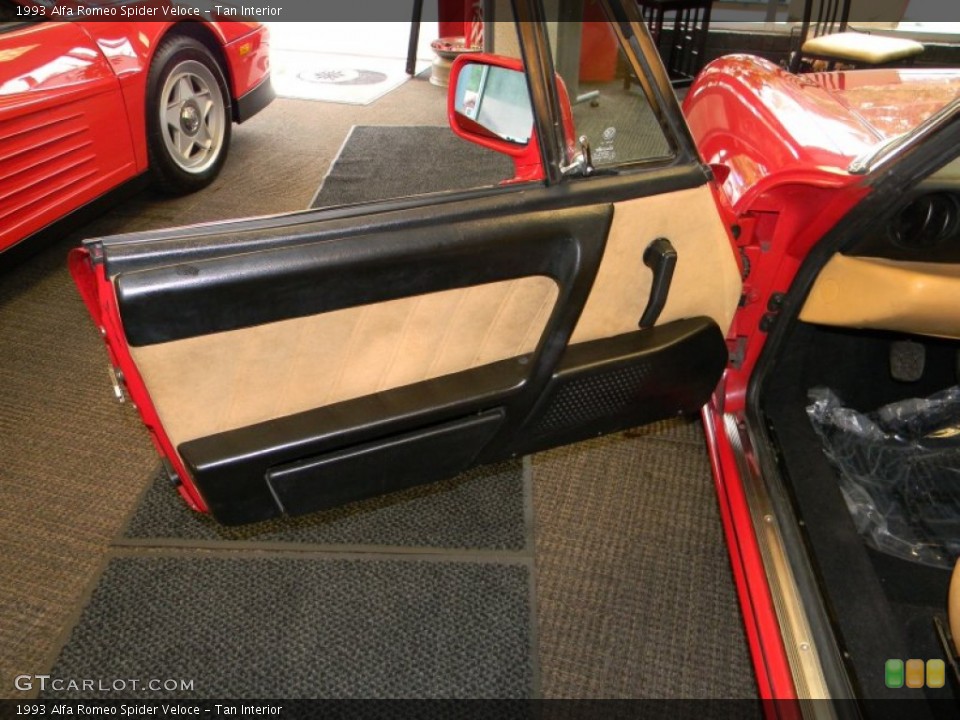Tan Interior Door Panel for the 1993 Alfa Romeo Spider Veloce #54458802