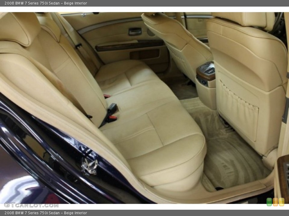 Beige Interior Photo for the 2008 BMW 7 Series 750i Sedan #54463329