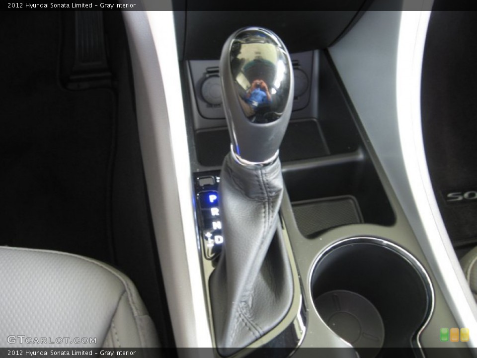 Gray Interior Transmission for the 2012 Hyundai Sonata Limited #54465366