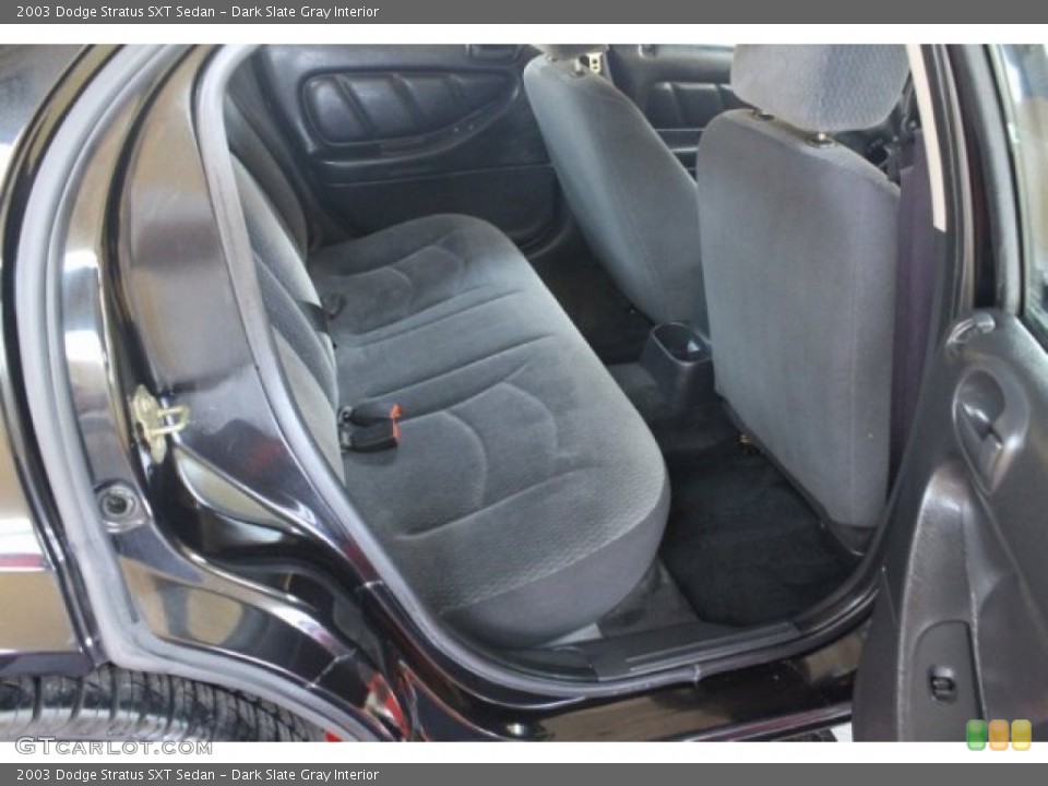 Dark Slate Gray Interior Photo for the 2003 Dodge Stratus SXT Sedan #54466563