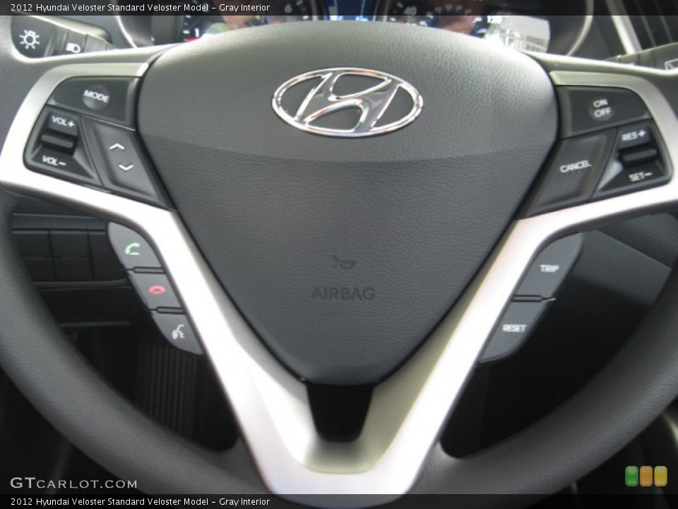 Gray Interior Controls for the 2012 Hyundai Veloster  #54466679