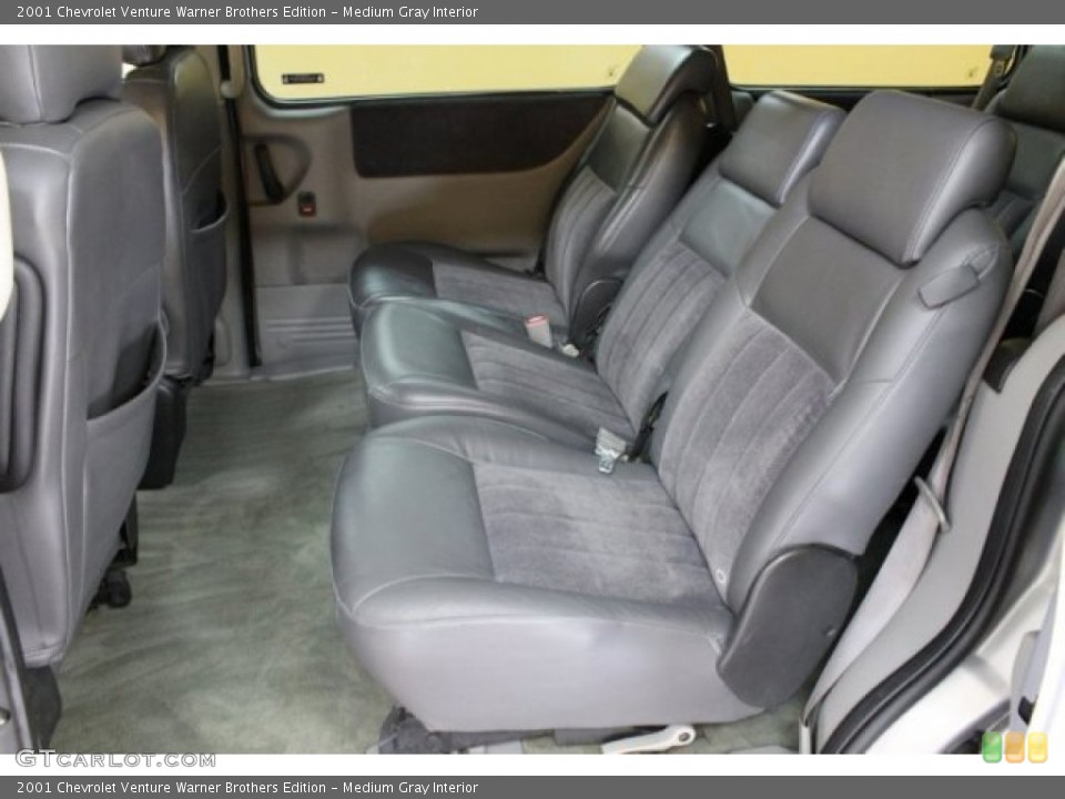 Medium Gray Interior Photo for the 2001 Chevrolet Venture Warner Brothers Edition #54467959