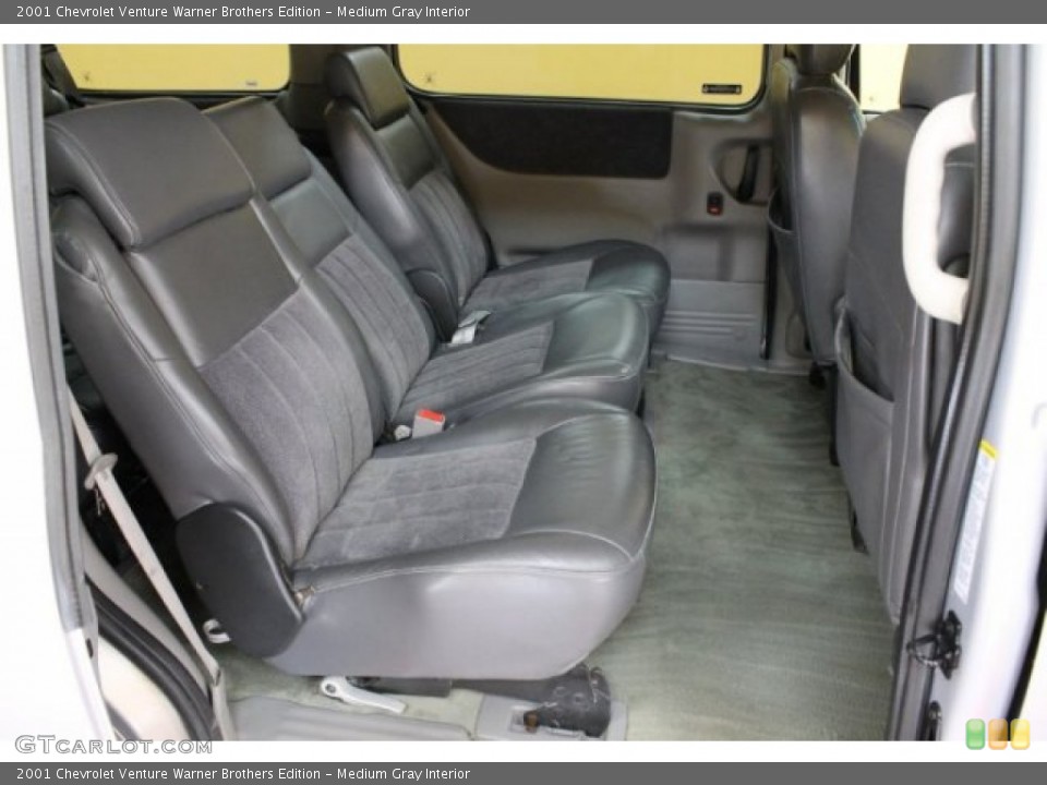 Medium Gray Interior Photo for the 2001 Chevrolet Venture Warner Brothers Edition #54467994