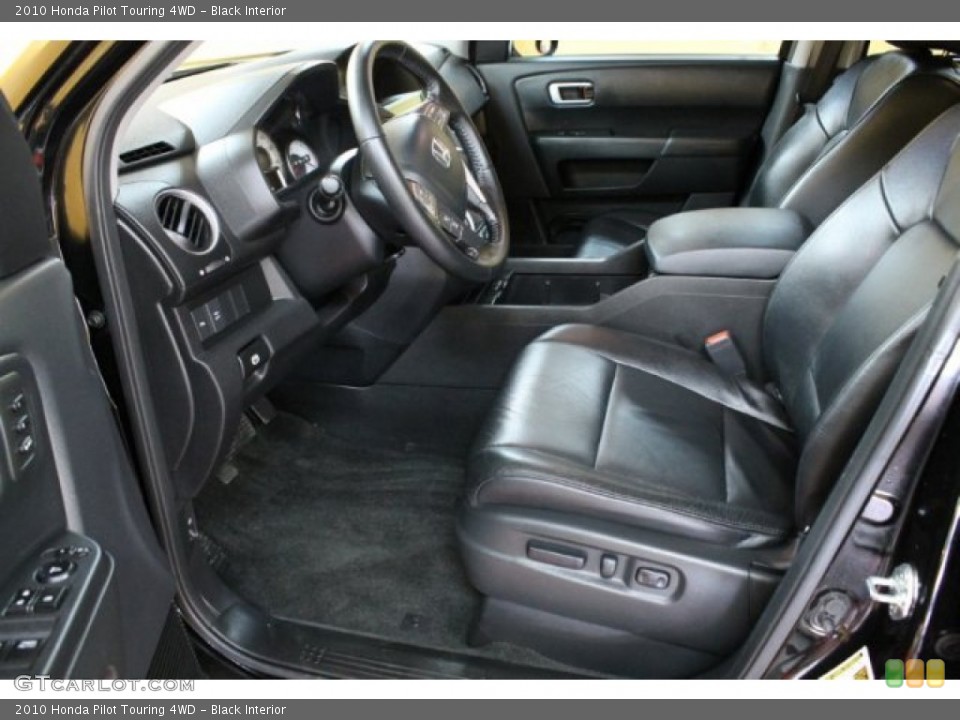 Black Interior Photo for the 2010 Honda Pilot Touring 4WD #54469564