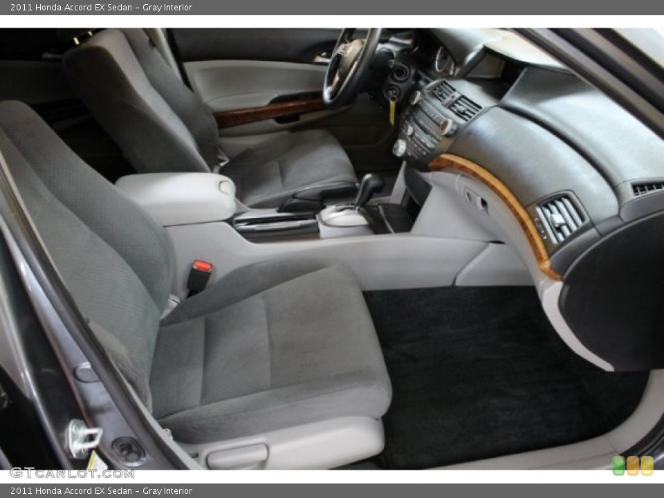 Gray Interior Photo for the 2011 Honda Accord EX Sedan #54470401