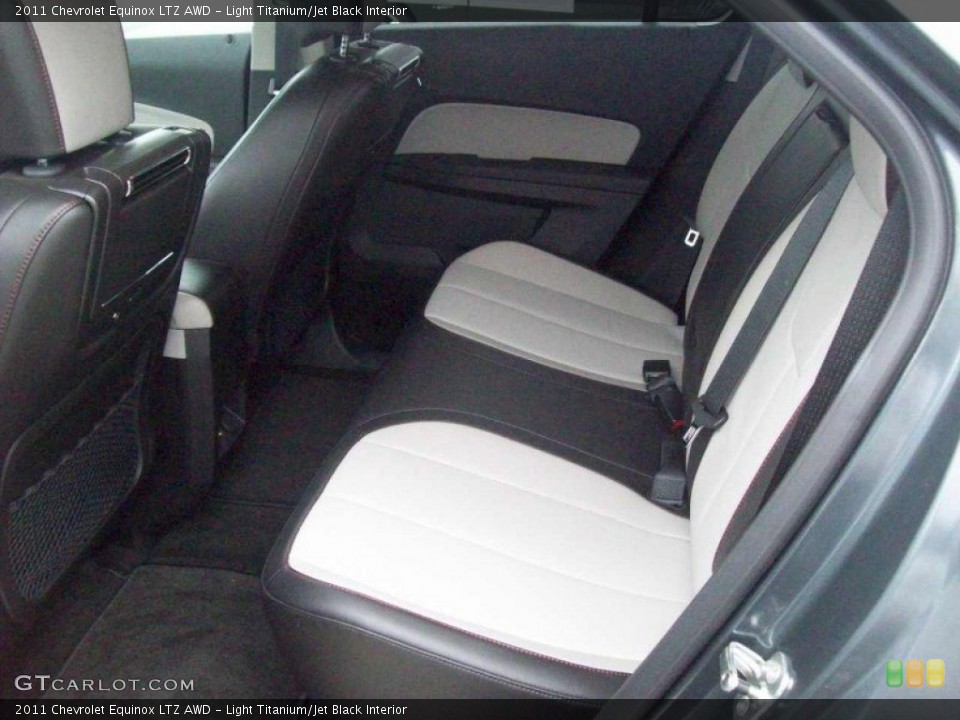 Light Titanium/Jet Black Interior Photo for the 2011 Chevrolet Equinox LTZ AWD #54470958