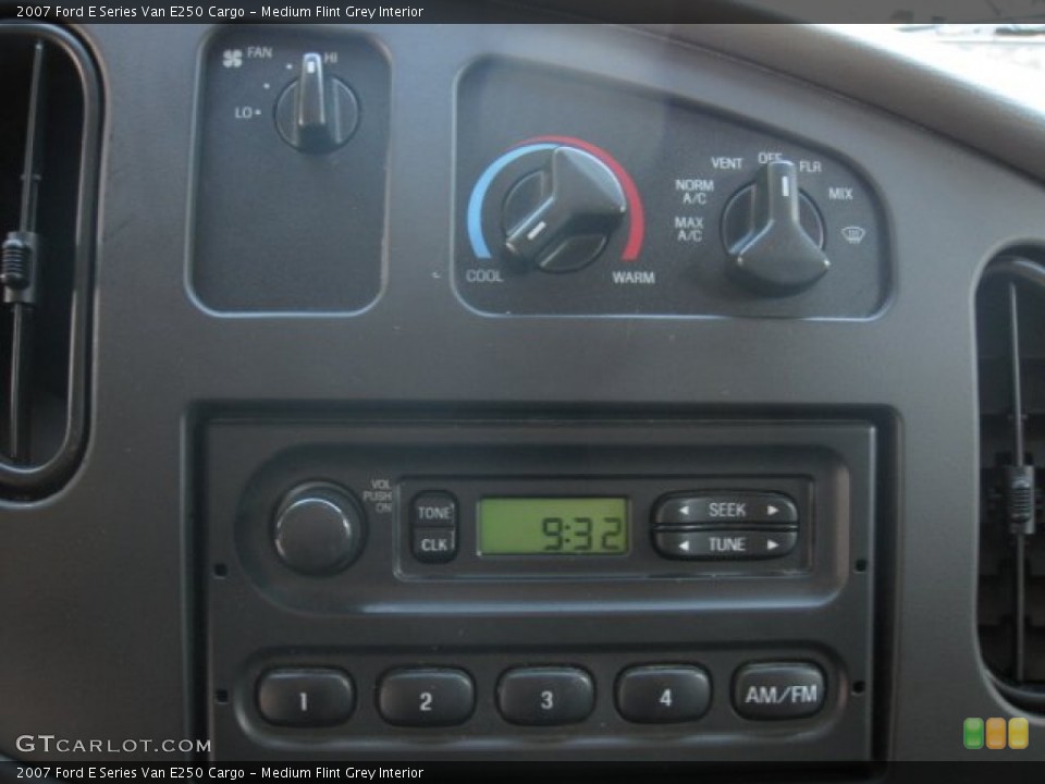 Medium Flint Grey Interior Audio System for the 2007 Ford E Series Van E250 Cargo #54471819