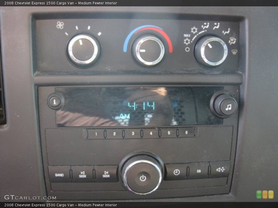 Medium Pewter Interior Audio System for the 2008 Chevrolet Express 1500 Cargo Van #54472797