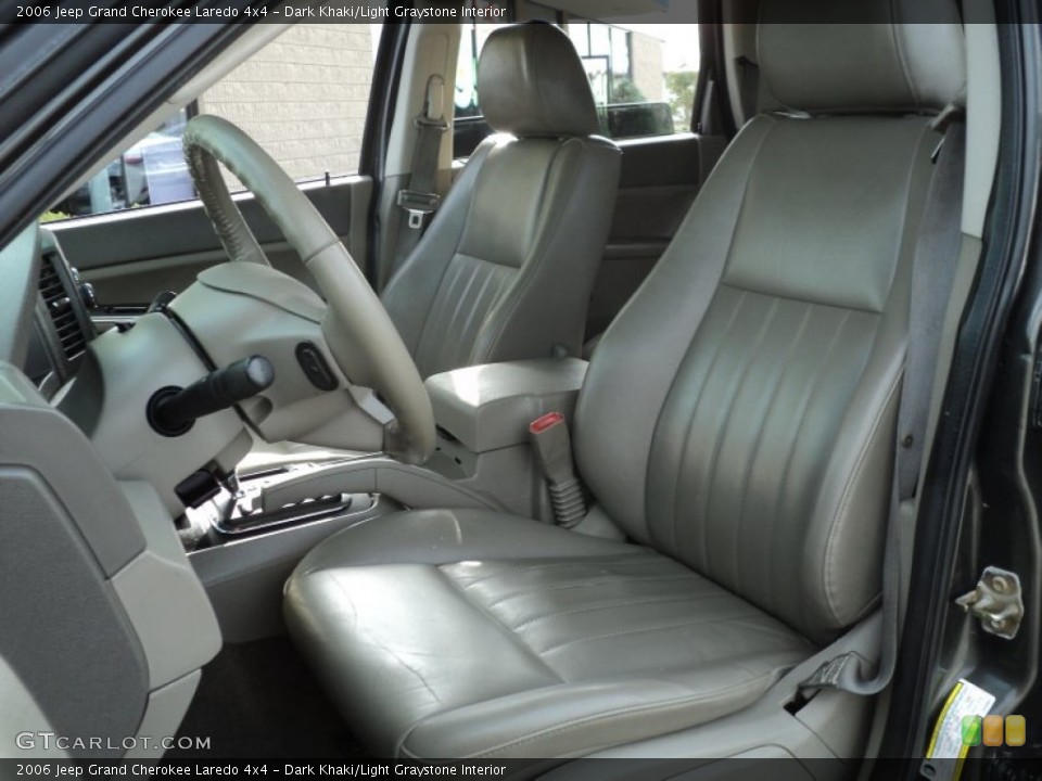 Dark Khaki/Light Graystone Interior Photo for the 2006 Jeep Grand Cherokee Laredo 4x4 #54477107