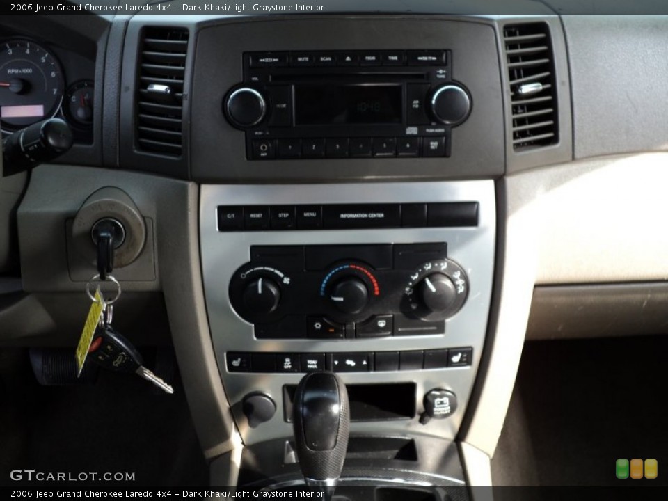Dark Khaki/Light Graystone Interior Controls for the 2006 Jeep Grand Cherokee Laredo 4x4 #54477254