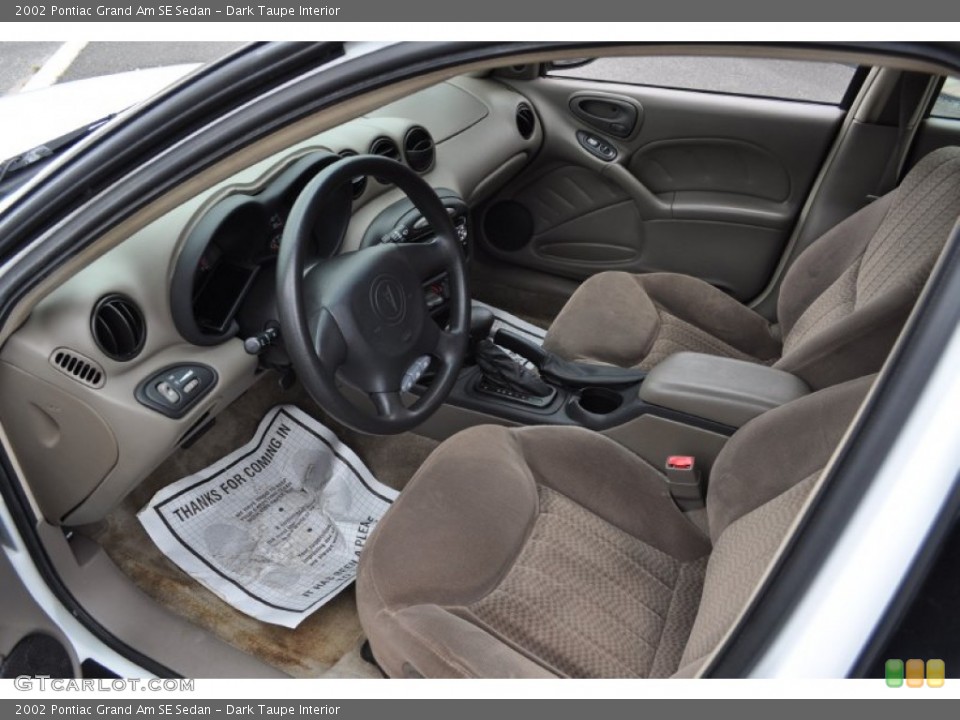 Dark Taupe Interior Photo for the 2002 Pontiac Grand Am SE Sedan #54484259