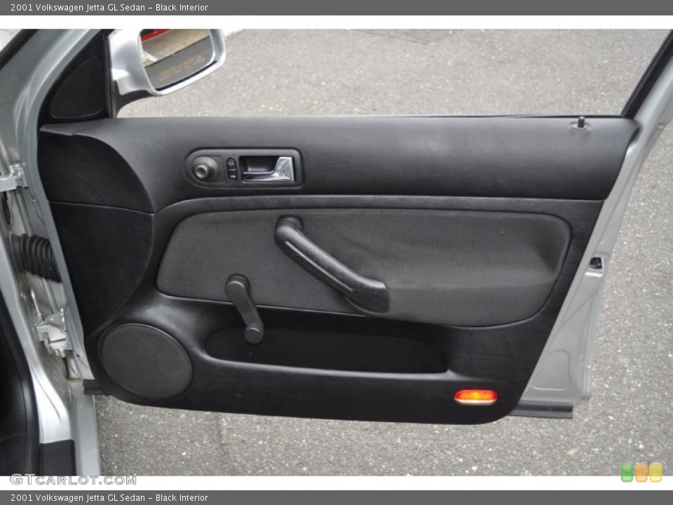 Black Interior Door Panel for the 2001 Volkswagen Jetta GL Sedan #54485474