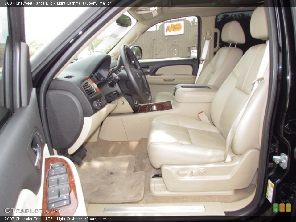 Light Cashmere/Ebony Interior Photo for the 2007 Chevrolet Tahoe LTZ #54487418