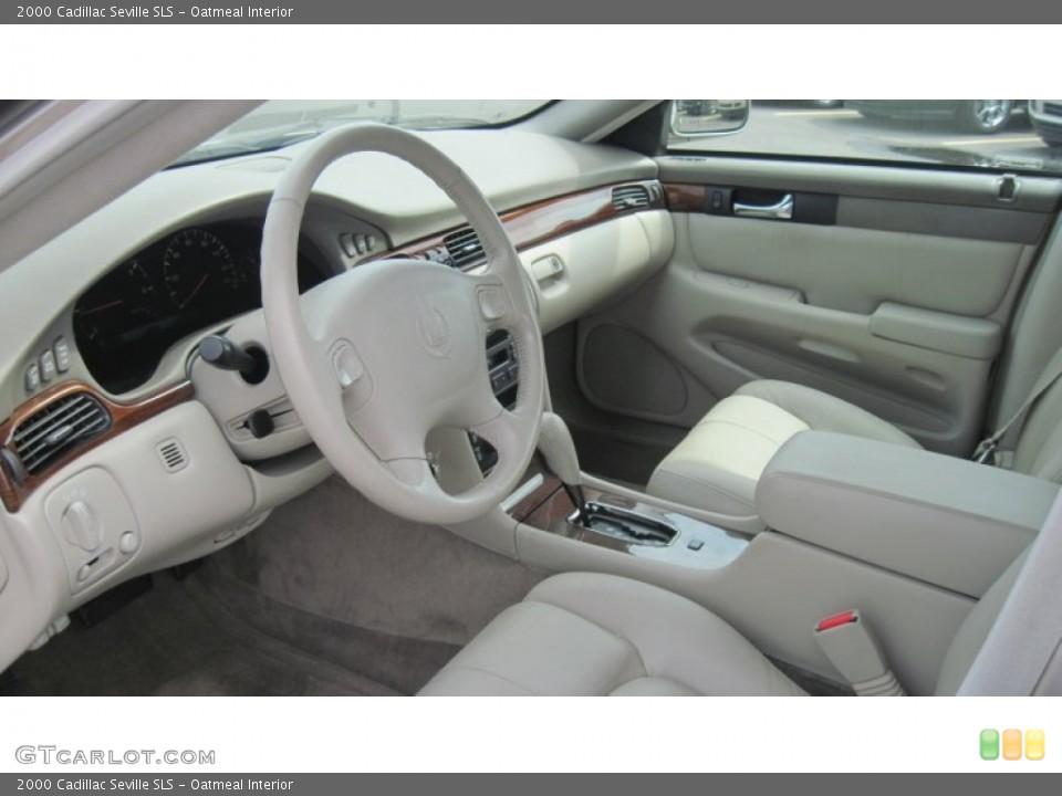 Oatmeal Interior Photo for the 2000 Cadillac Seville SLS #54496394