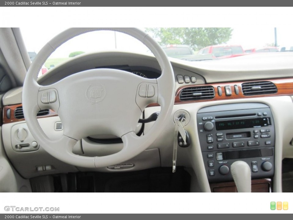 Oatmeal Interior Dashboard for the 2000 Cadillac Seville SLS #54496439