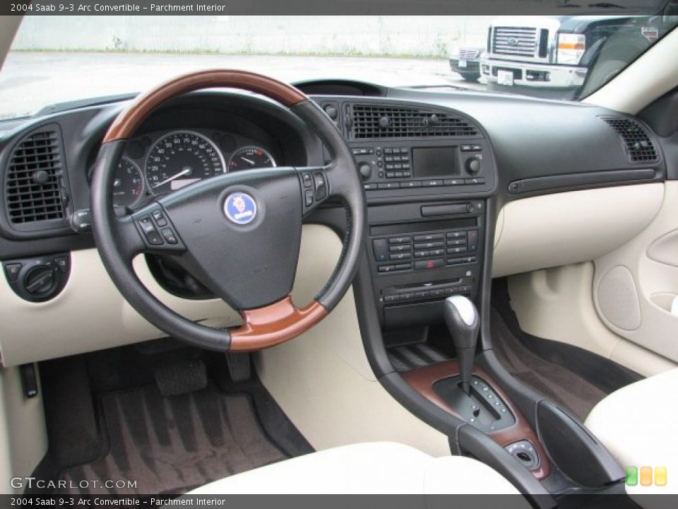 Parchment Interior Photo for the 2004 Saab 9-3 Arc Convertible #54506888