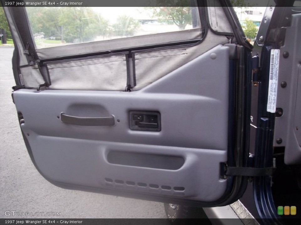 1997 Jeep wrangler interior door panel