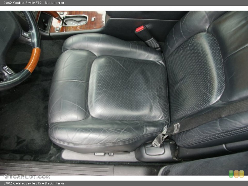 Black Interior Photo for the 2002 Cadillac Seville STS #54509714