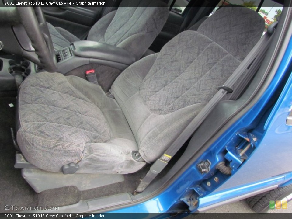 Graphite Interior Photo for the 2001 Chevrolet S10 LS Crew Cab 4x4 #54520283