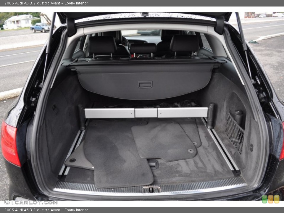Ebony Interior Trunk for the 2006 Audi A6 3.2 quattro Avant #54527405