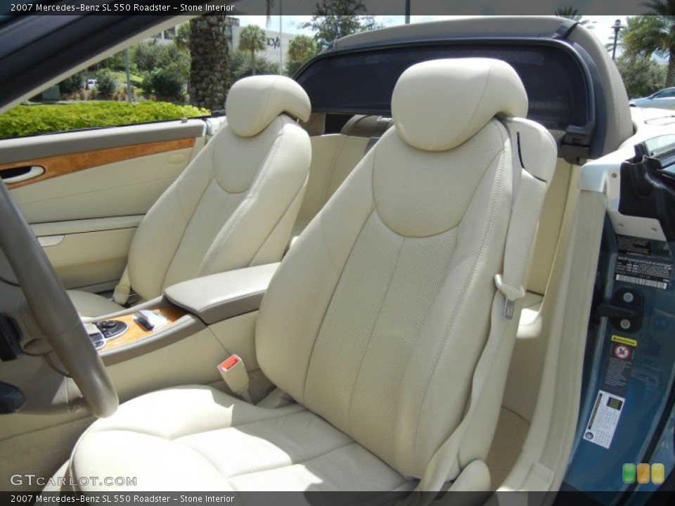Stone Interior Photo for the 2007 Mercedes-Benz SL 550 Roadster #54528722