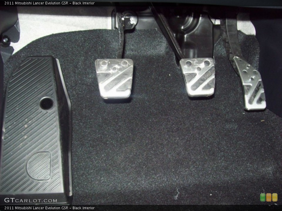 Black Interior Controls for the 2011 Mitsubishi Lancer Evolution GSR #54528836