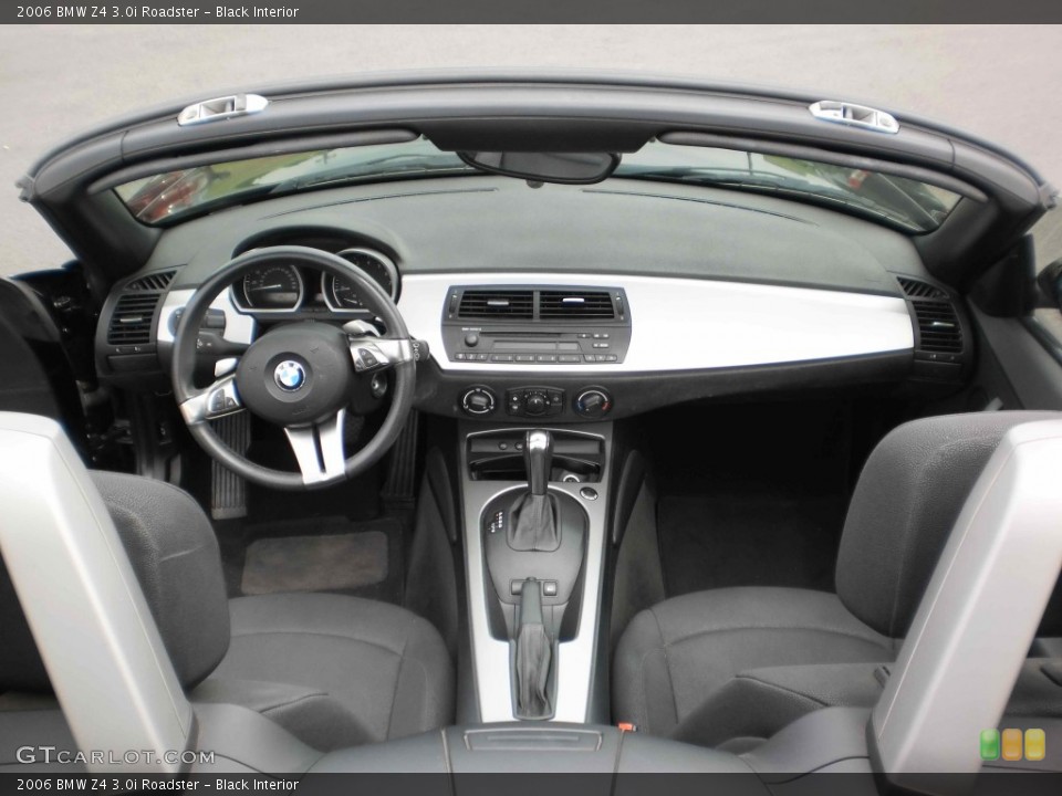 Black Interior Photo for the 2006 BMW Z4 3.0i Roadster #54537436