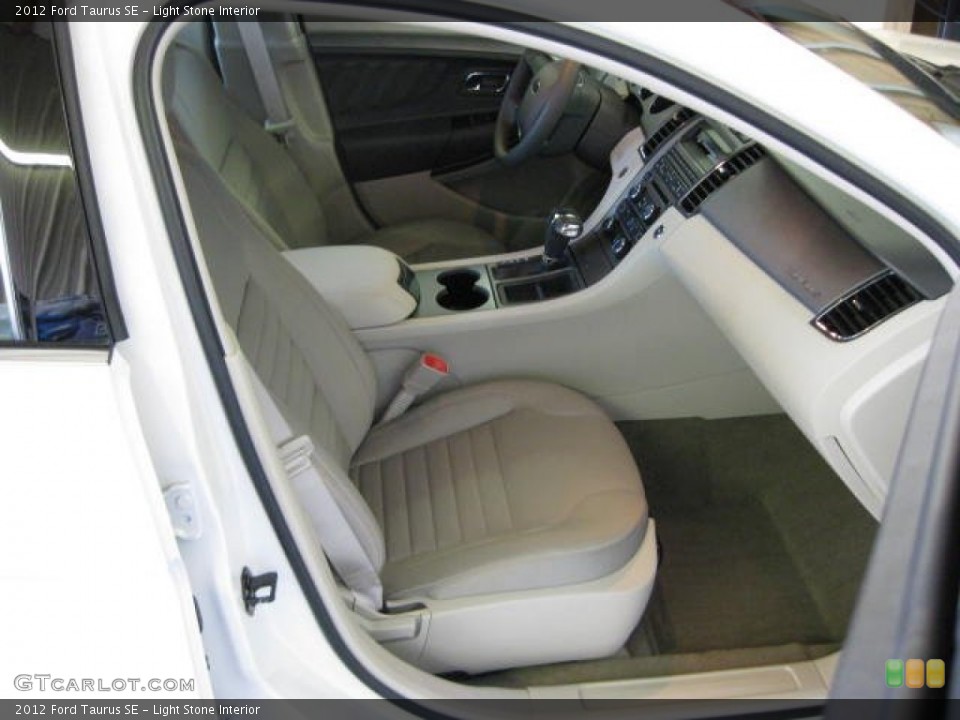 Light Stone Interior Photo for the 2012 Ford Taurus SE #54537643