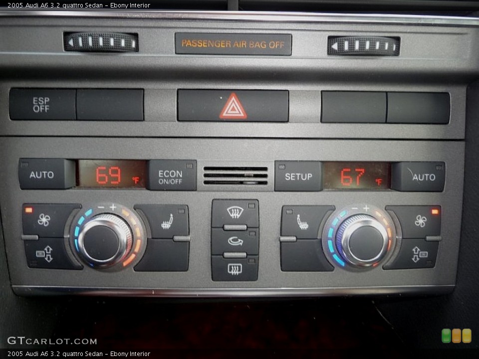 Ebony Interior Controls for the 2005 Audi A6 3.2 quattro Sedan #54539427