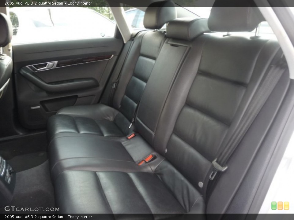 Ebony Interior Photo for the 2005 Audi A6 3.2 quattro Sedan #54539465