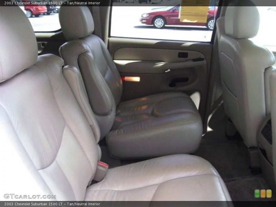 Tan/Neutral Interior Photo for the 2003 Chevrolet Suburban 1500 LT #54539910